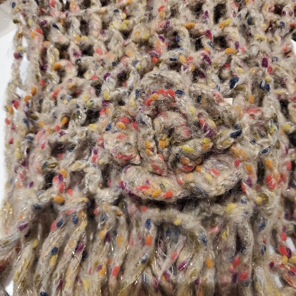 Long Taupe Multicolor Scarf with removable flower decoration - Picture 2 of 4